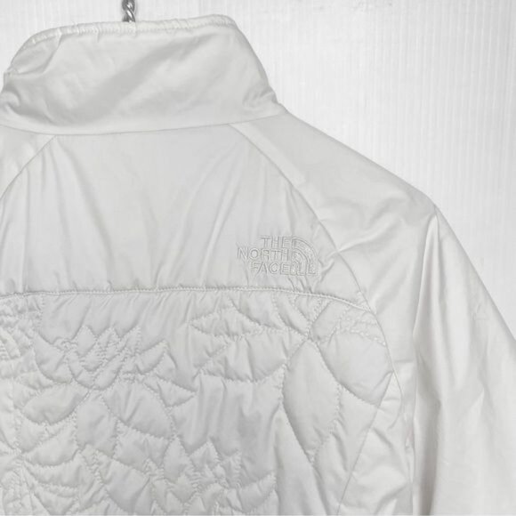 The North Face | White Quilted Puffer Jacket Small - Picture 6 of 8